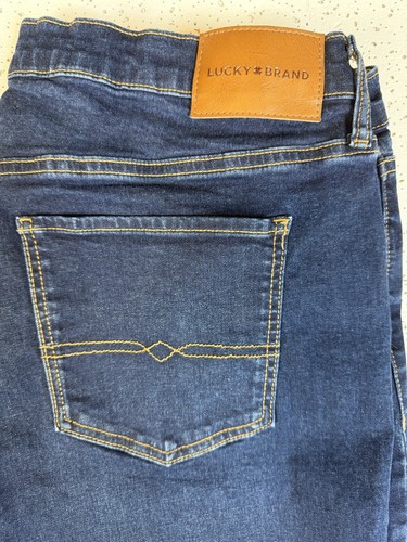 Lucky Brand Women's Classic Straight Jeans Size 16/33 - photo 3