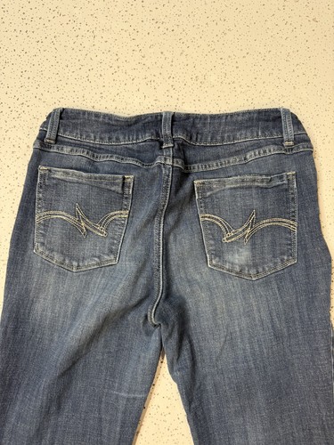 Wrangler Women's Boot Cut Jeans Size 9x34 Medium Wash - photo 3