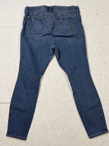 Torrid Bombshell Skinny Premium Jeans Women's 20R Distressed - photo 2