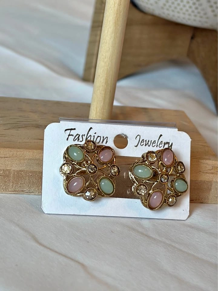 Fancy studs