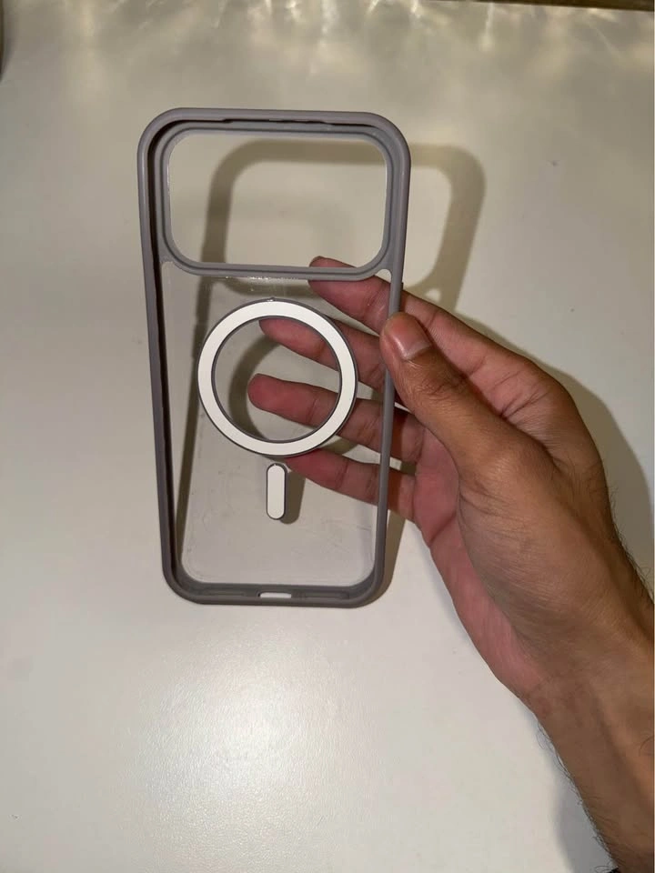 Iphone 17 pro max clear with magsafe case - photo 4