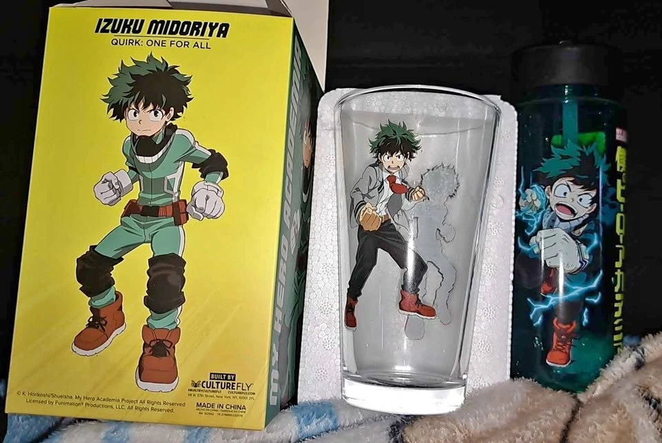MY HERO ACADEMIA BOTTLE & GLASS