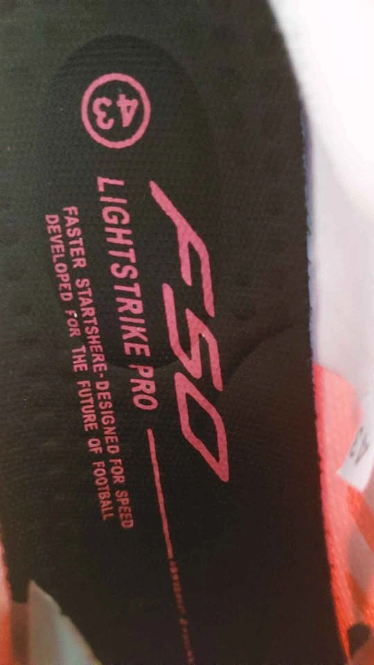 Adidas F50 hyperfast league laceless model - photo 4