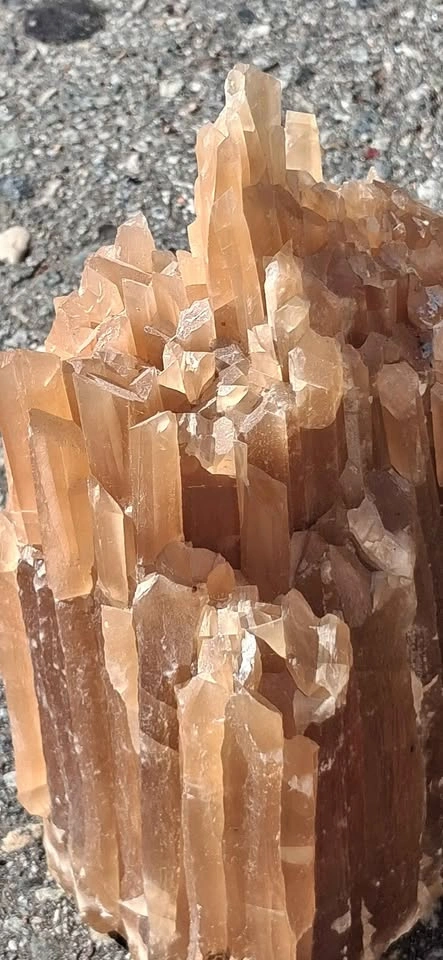 Orange aragonite crystals - photo 3