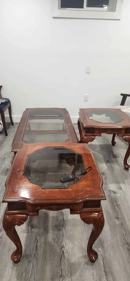Coffee table set