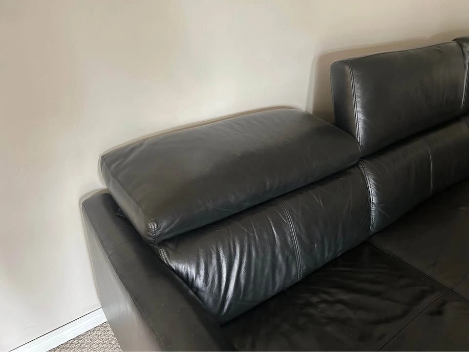Black Leather Power Reclining Sectional with Right Hand Chaise - photo 2