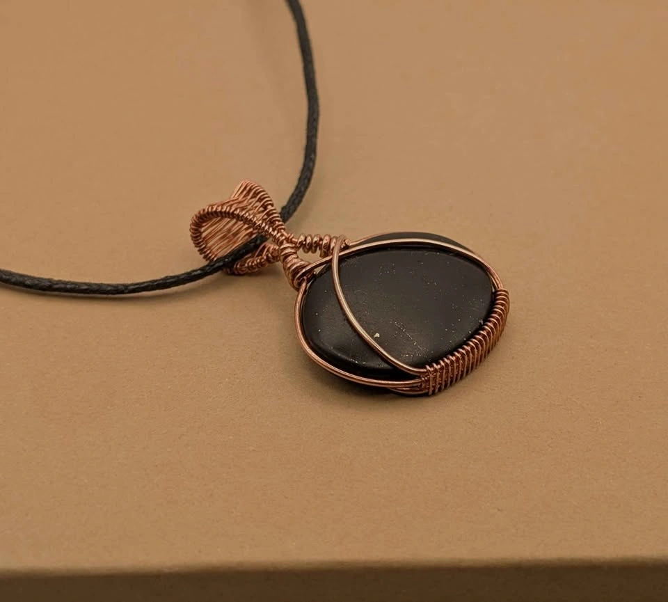 Handmade wire wrapped shungite necklace - photo 2