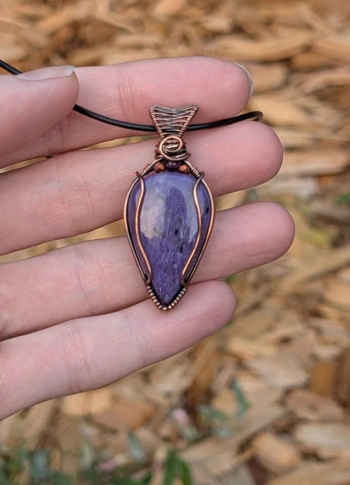 Handmade wire wrapped charoite necklace - photo 2