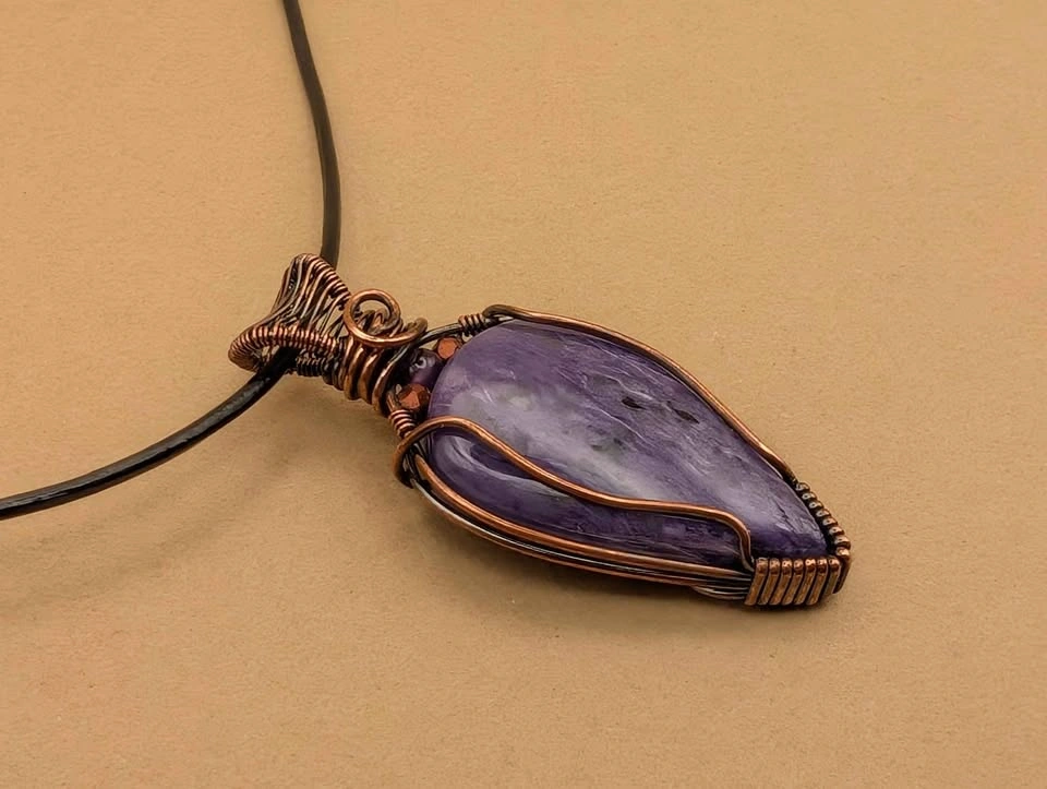 Handmade wire wrapped charoite necklace - photo 4