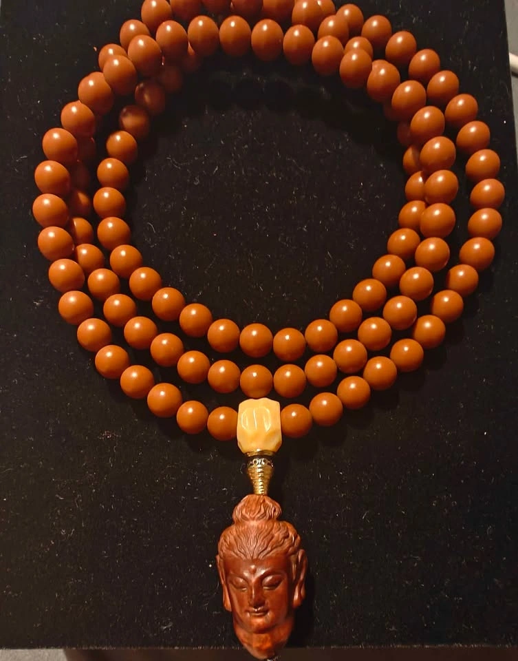 Olive Pit 108 Beads 0.73cm with Guanyin Head - photo 2