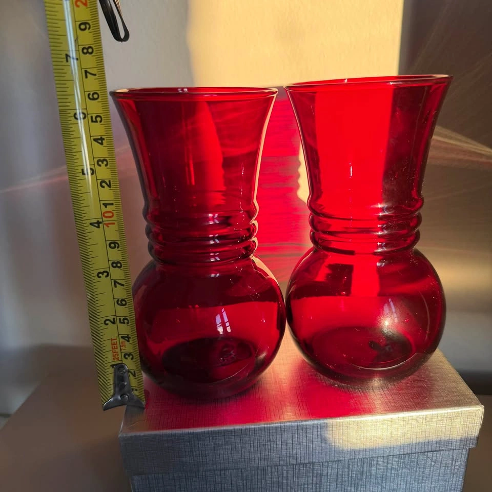 Vintage Ruby Red Glass Bud Vases (Pair) – 6.5" Mid-Century Decor - photo 3