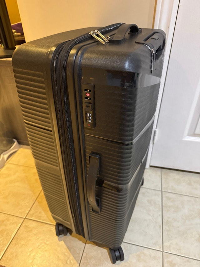 CAN9 Hardside Luggage - photo 2