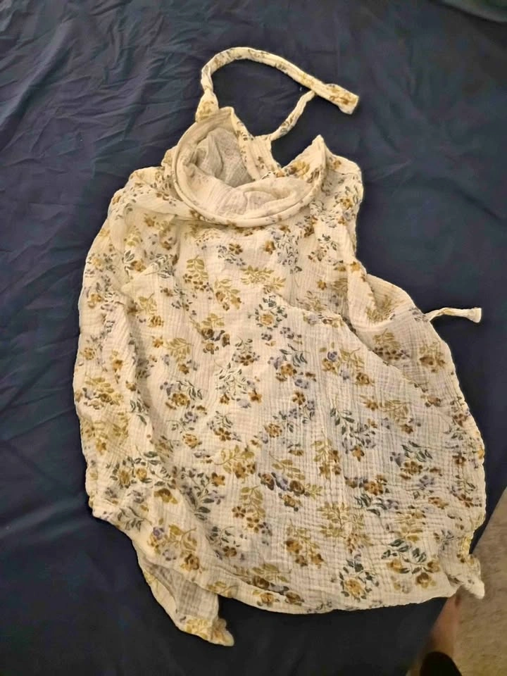 Muslin Breastfeeding / Nursing Cover - Floral Print