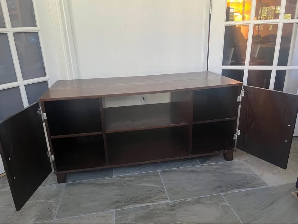 TV stand / shelving unit image indicator(2)