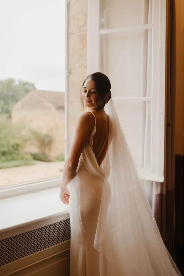 Enzoani Alanis wedding dress (size XS) image indicator(4)