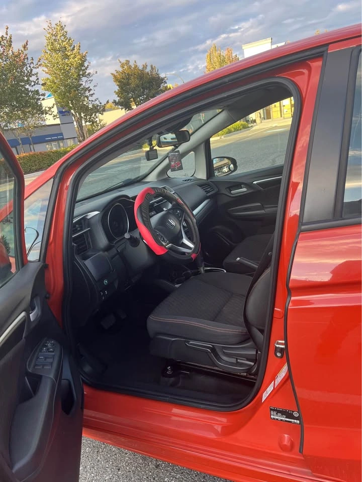 2018 Honda Fit Sport - 83,000 KM - Automatic - Honda Sensing - photo 2