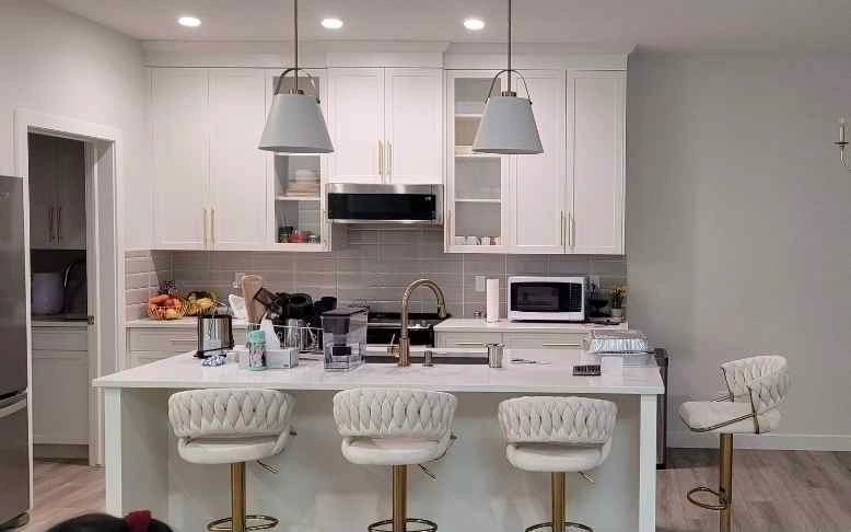 Modern Velvet Swivel Bar Stools with Gold Base – Set of 4 - photo 3
