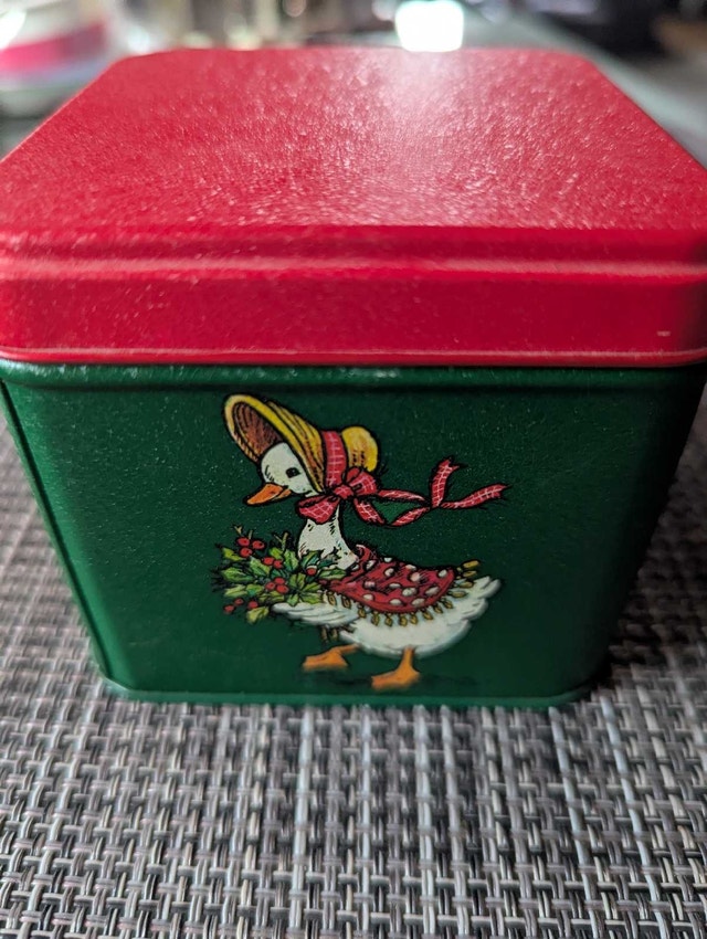 Vintage Christmas Duck Metal Tin - Potpourri Press - photo 2