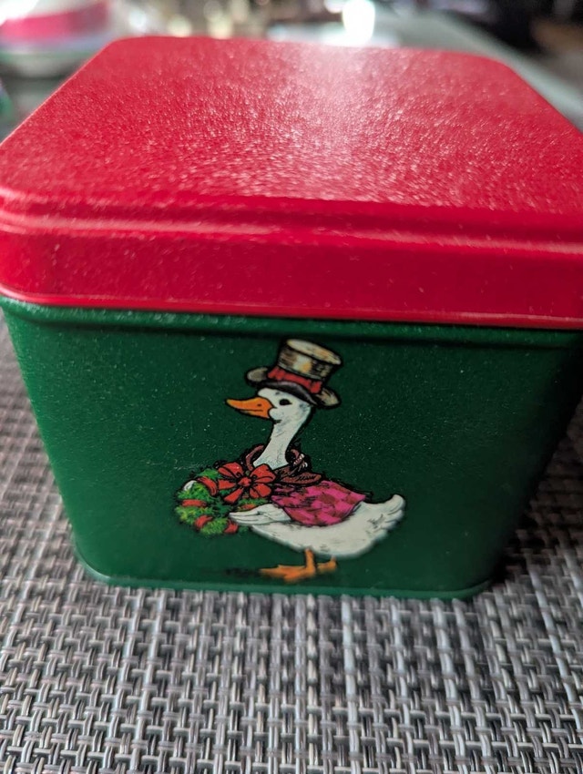 Vintage Christmas Duck Metal Tin - Potpourri Press - photo 3