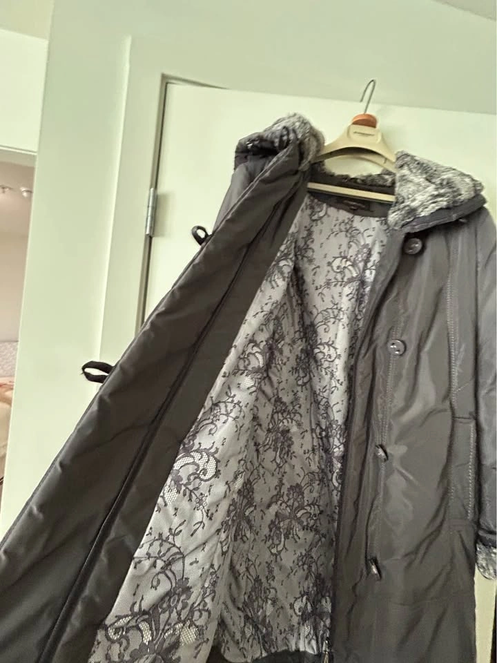 Grey Hooded Puffer Coat - photo 4
