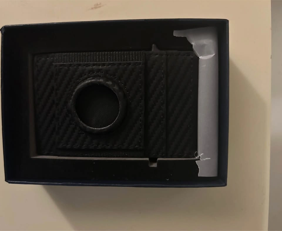 Brand New: Carbon Fiber AirTag Wallet - photo 3