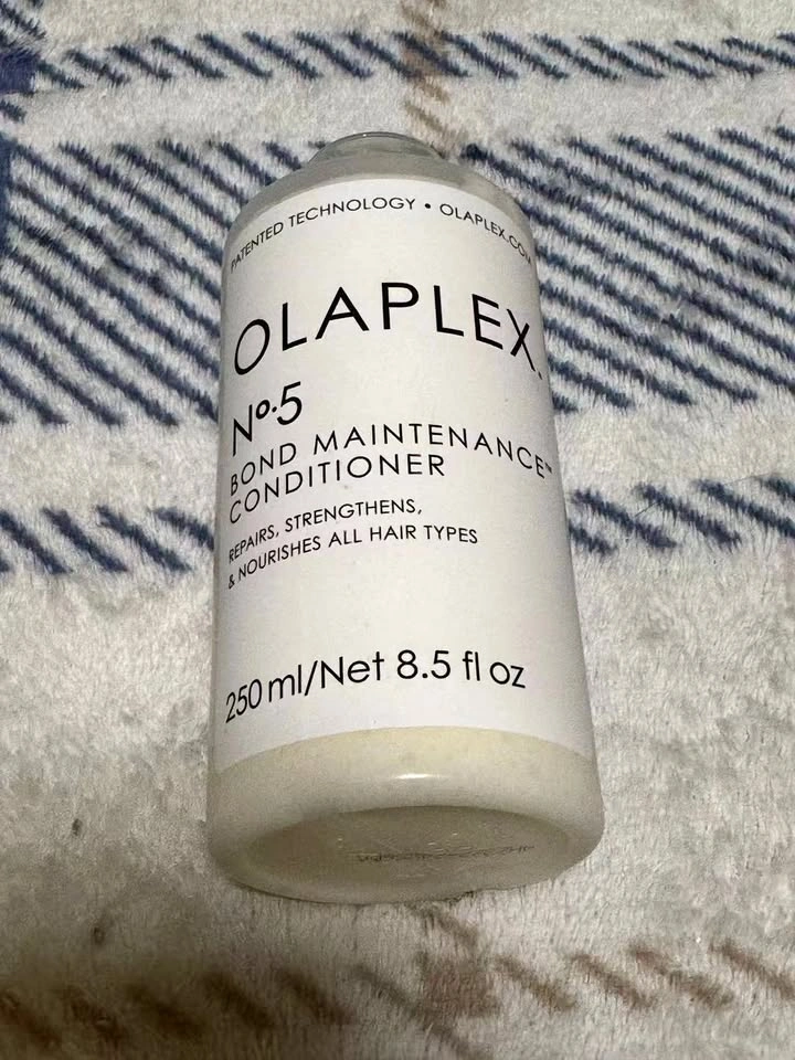 Brand new Olaplex No. 5 Bond Maintenance conditioner 250ml
