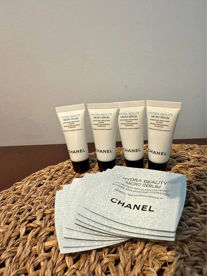 CHANEL Hydra Beauty Micro Sérum Set - 4x 5ml Tubes & 8x Sachets