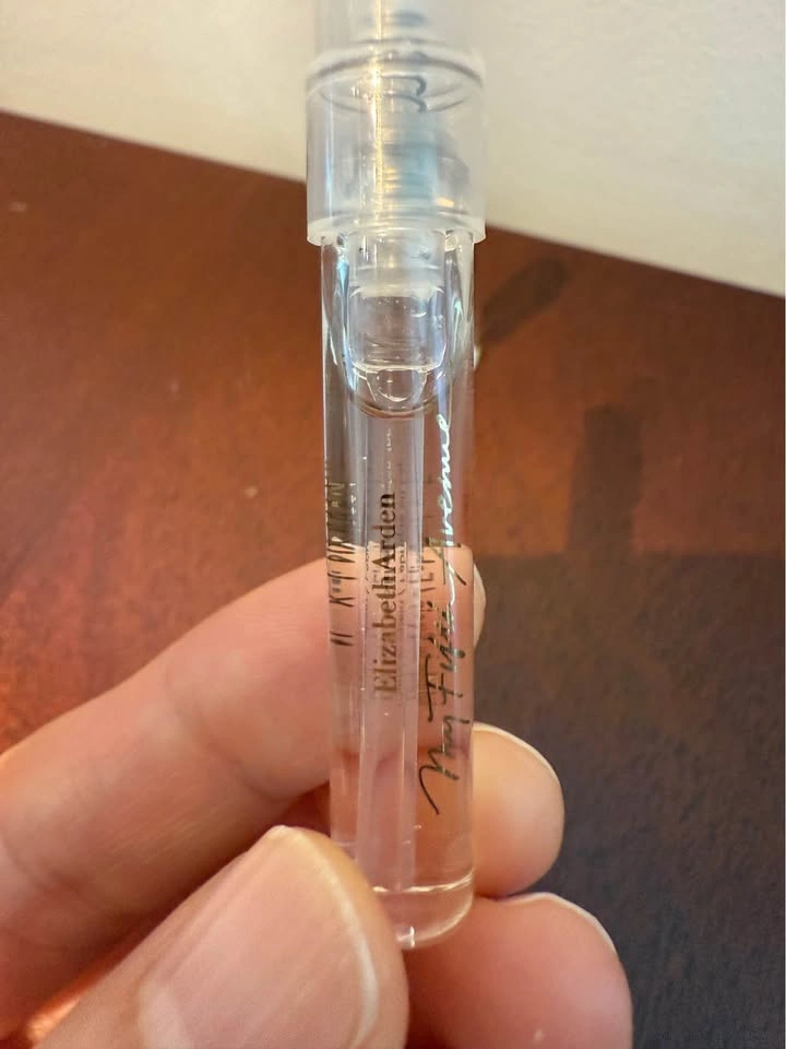 Elizabeth Arden My Fifth Avenue Eau de Parfum | Travel Size Spra - photo 3