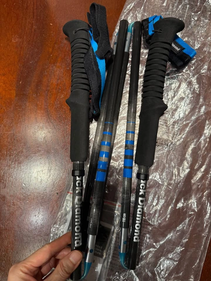 Brand New Black Diamond Distance Carbon Z Trekking Poles - photo 3
