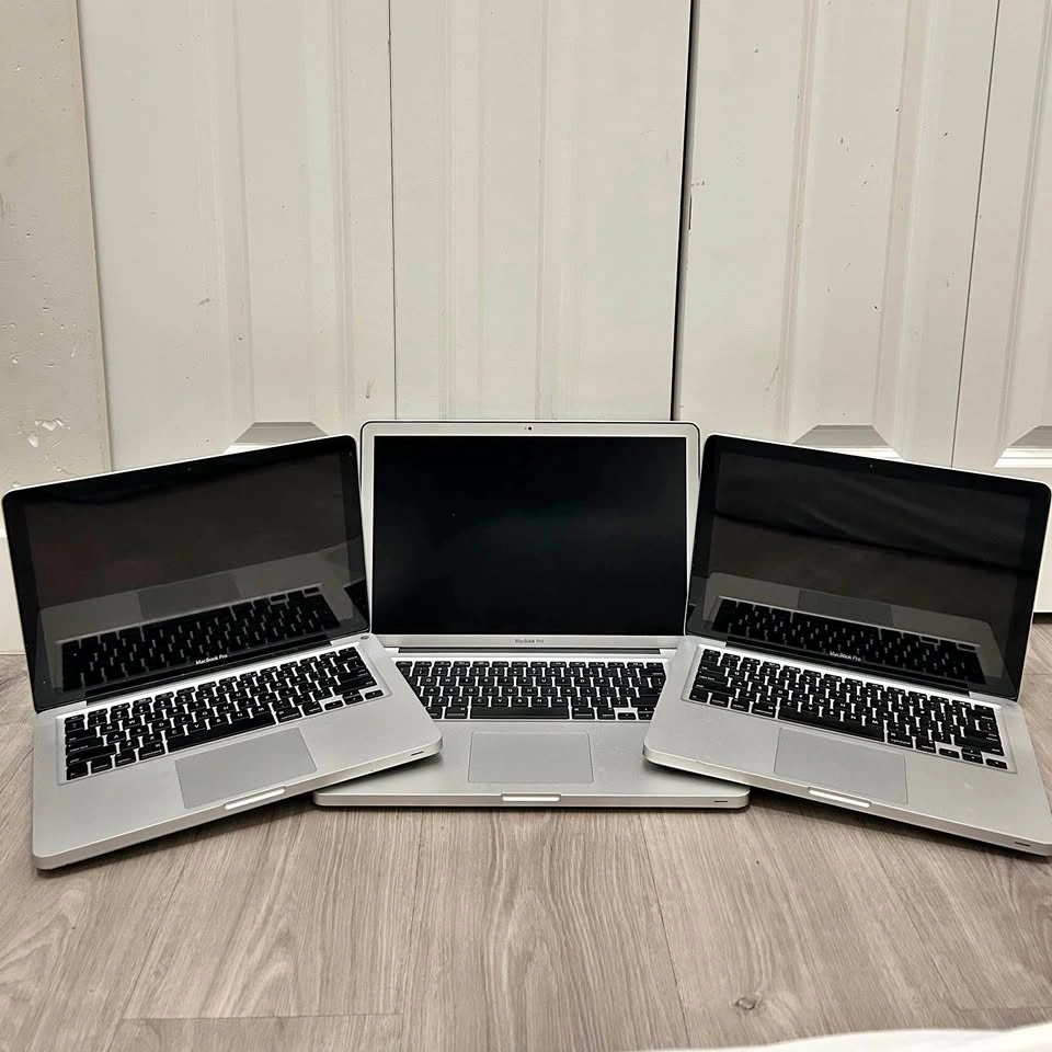 3x MacBook Lot (For Parts/Repair)