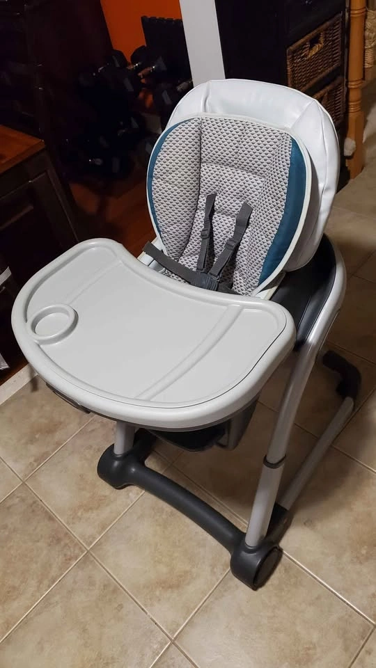 Graco high chair and booster seat - photo 2