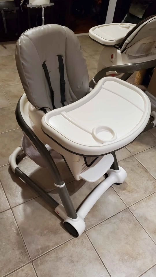 Graco high chair - photo 2