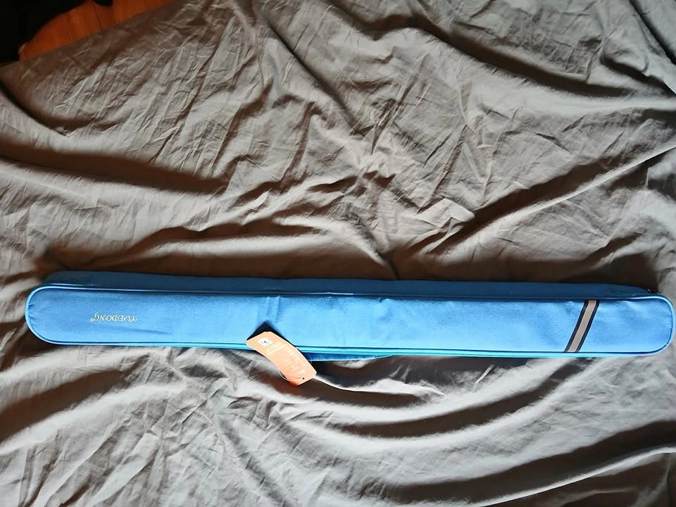 Brand new compact cue case