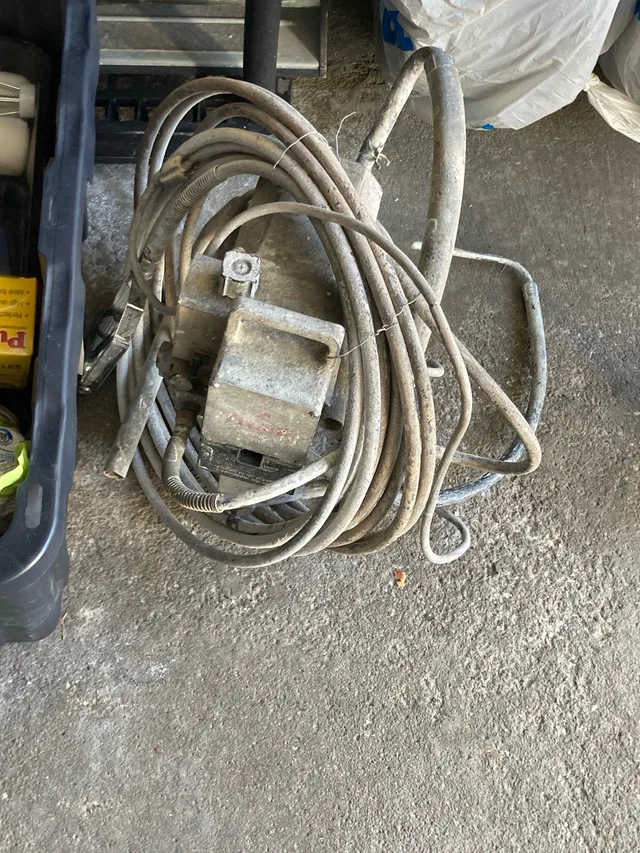 Paint sprayer Titan 440 thumbnail