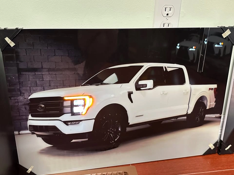 Custom LED Car Picture - photo 4