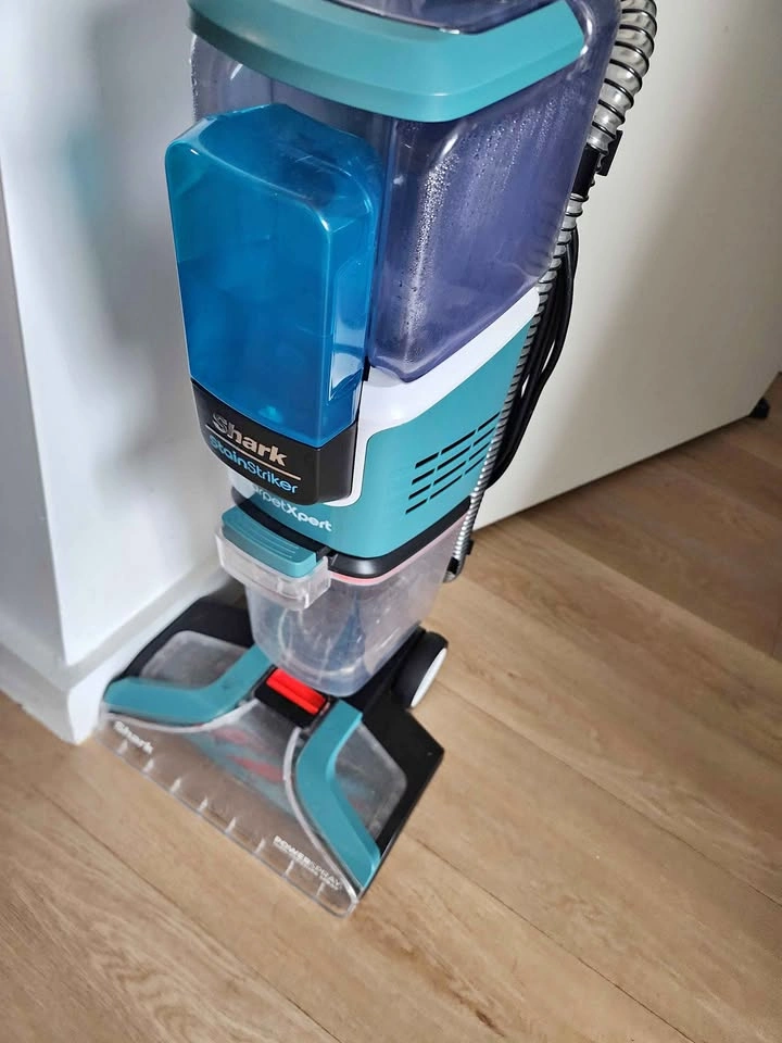Shark carpet vacuum
