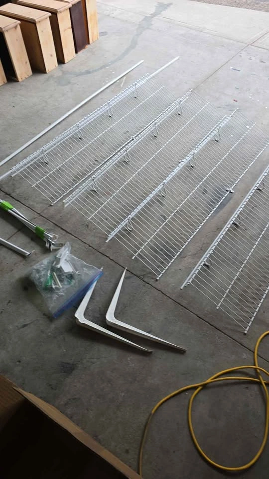 White Wire shelves - photo 3
