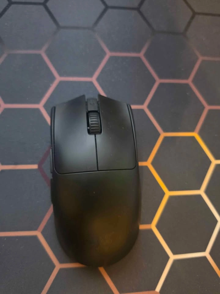 RAZER Viper V3 Pro Mouse - photo 2