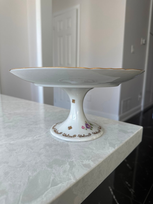 Vintage Porcelaine De France Cake Stand/Compote Dish, Hand Paint - photo 4