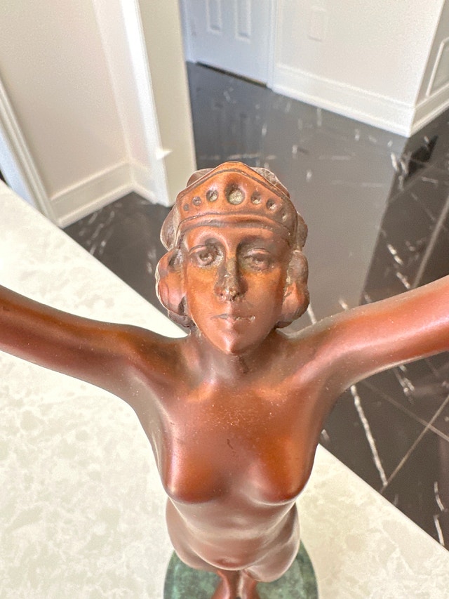 Solid bronze Art Deco sculpture titled "Awakening" (Le Réveil) - photo 3