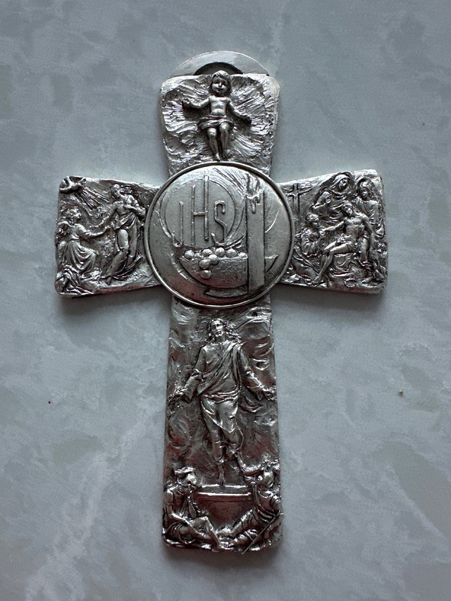 Silver-tone metal "Life of Jesus" wall cross - photo 2