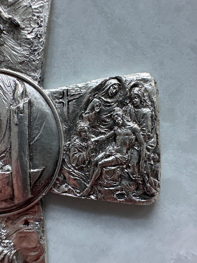Silver-tone metal "Life of Jesus" wall cross - photo 5
