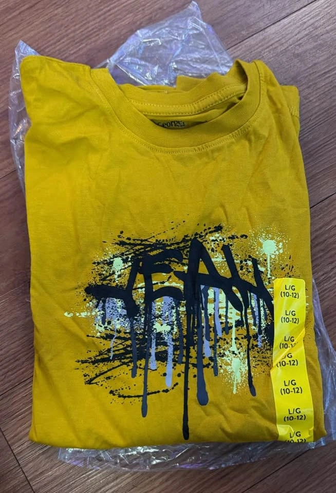 Boys (10-12) Large size Tshirt Brand New - photo 4