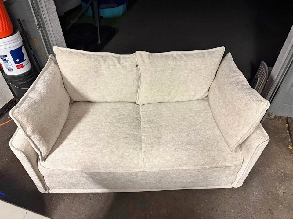 Koala Sofa Bed 64" Full [4th Gen], Silver Sand, Like New