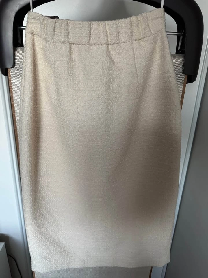 Aritzia plead pencil skirt - Size 0 - photo 2