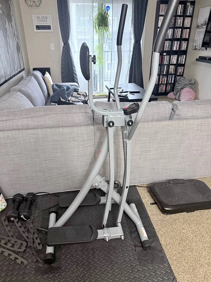Foldable elliptical glider