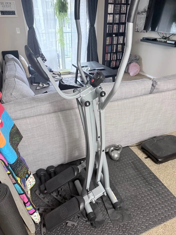 Foldable elliptical glider - photo 3
