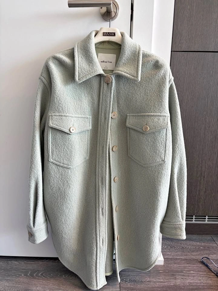 Aritzia Wilfred mint green jacket S