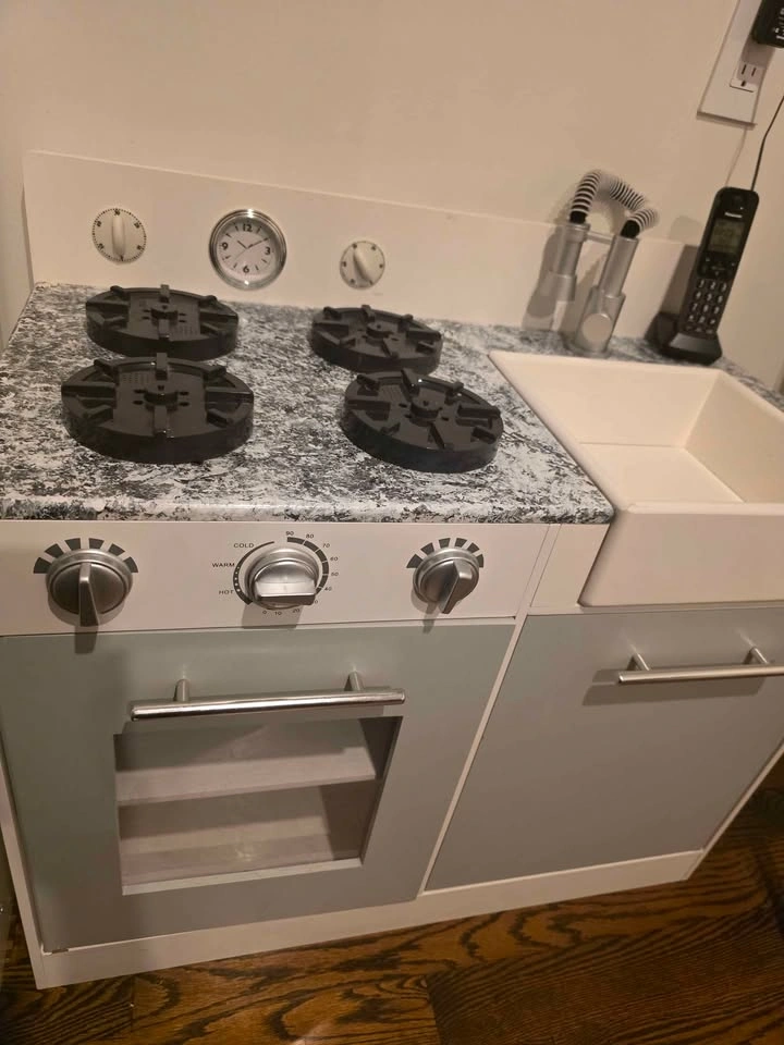 KidKraft Uptown Elite Play Kitchen - photo 4