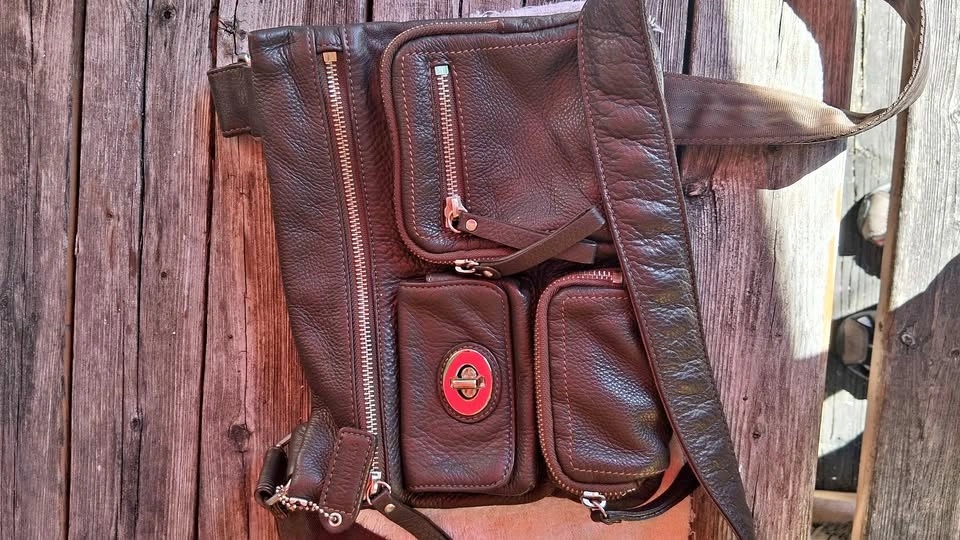 DANIER Brown Leather Crossbody Bag